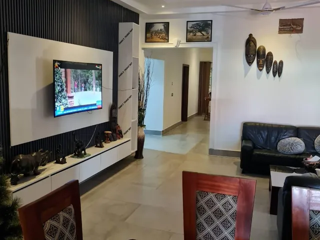 TV Lounge / Common Area